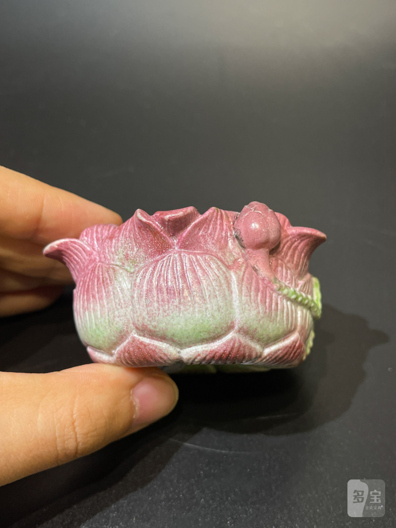 清中期 粉彩仿生荷花形水盂 - 图4